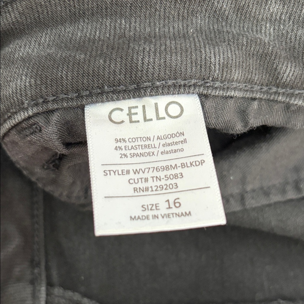 Ms. Cello Ripped Black Jeans Size 16 - Picture 5 of 15